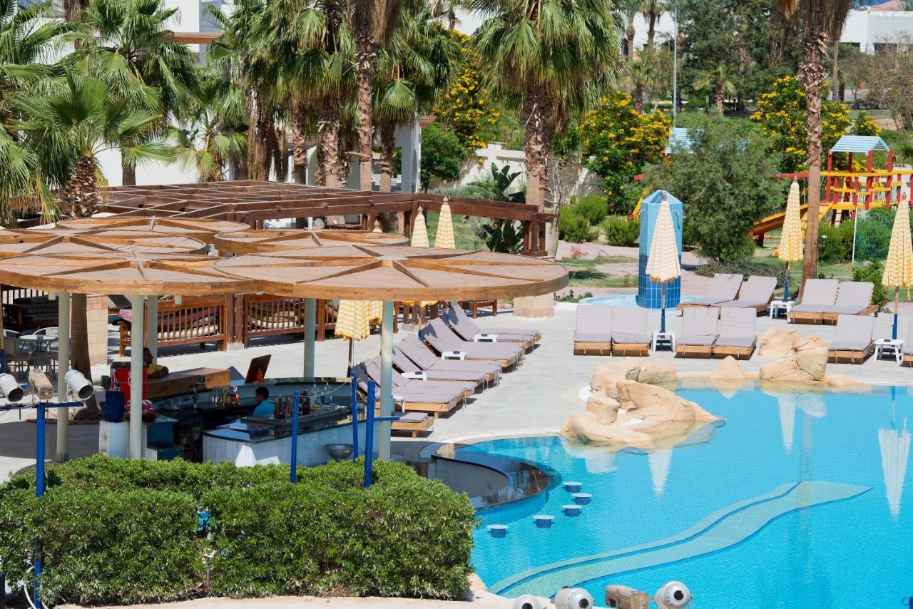 Otium Inn Amphoras Aqua Resort 4. Отель Amphoras Aqua Hotel 4*. Отель Amphoras Aqua ex. Shores Golden 4. Отиум Голден Шарм-Эль-Шейх.